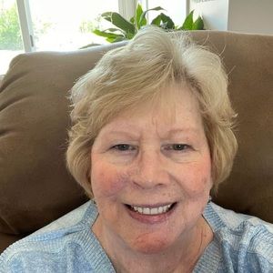 Meet your Posher, Lyn